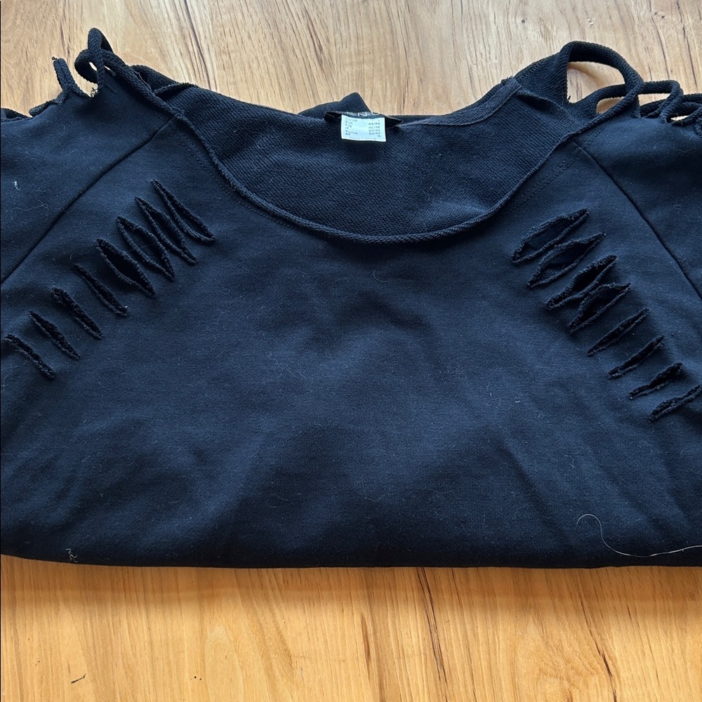 VENUS Black Cut Out Sleeve Sweatshirt - Picture 8 of 10
